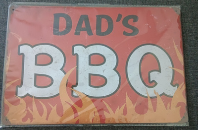 Peltikyltti Iskän BBQ uusi retro