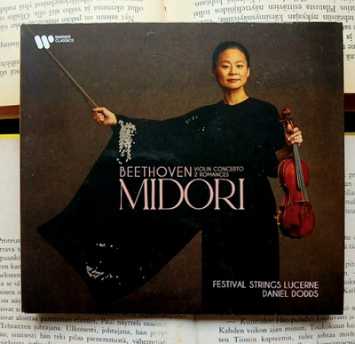Midori / Beethoven - Violin Concerto: 2 Romances (CD)