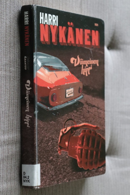 Harri Nykänen : Viimeinen hippi ( 1.p. 2009 k.p )