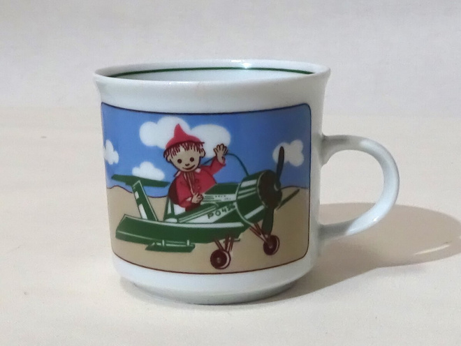 80-luvun aito Nukkumatti muki DDR