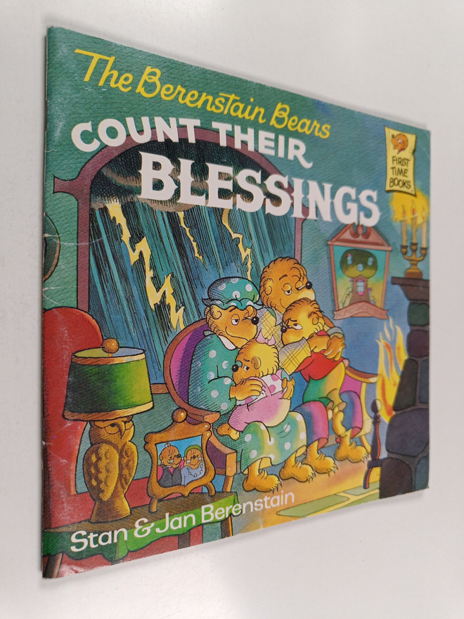 Stan Berenstain ym. : The Berenstain Bears Count Their Bl...