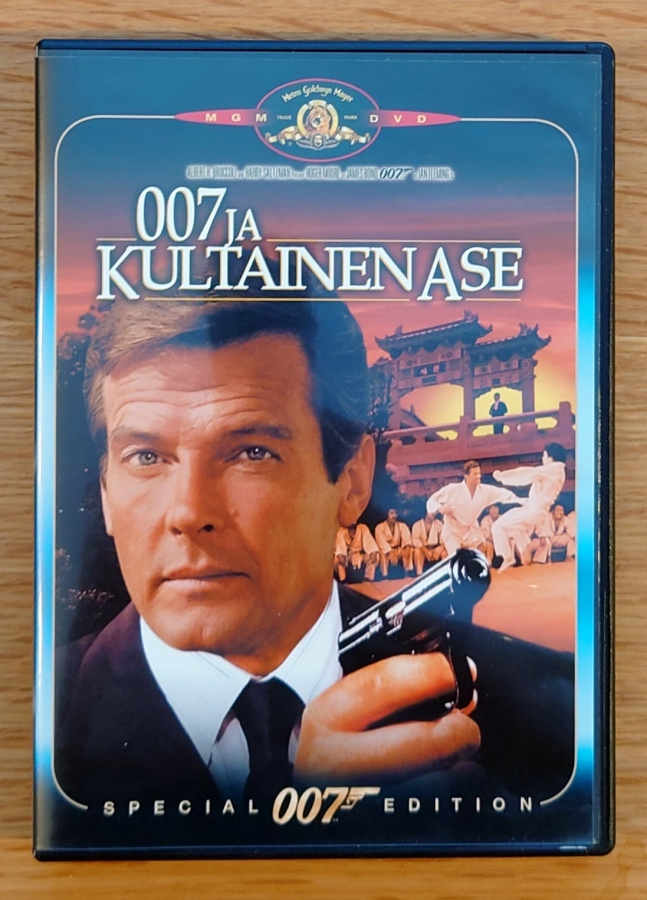 007 Bond Kultainen ase (1974) DVD