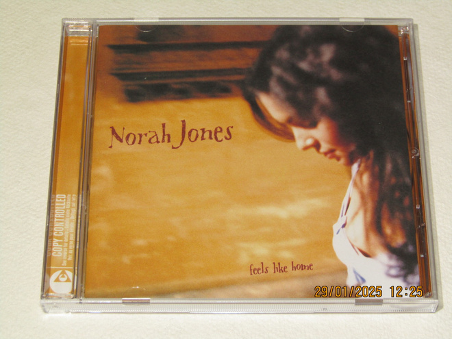 *CD* NORAH JONES Feels Like Home