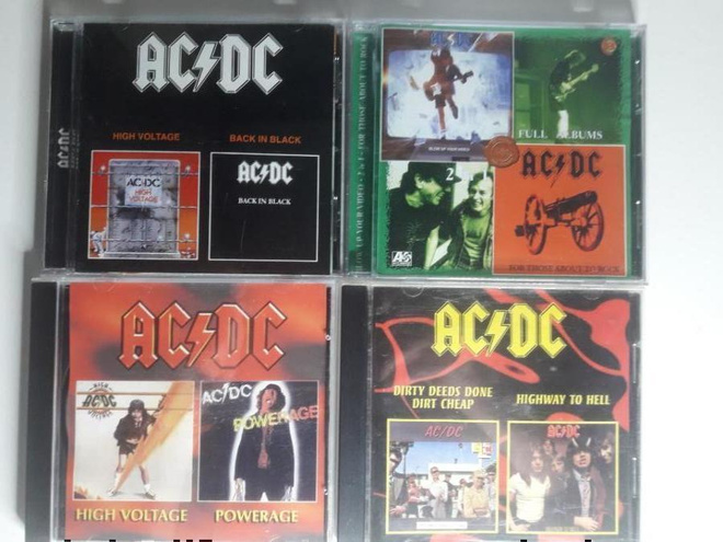 AC-DC CD 2on1 . Yksi levy ( 2 albumia ) maksa 10e