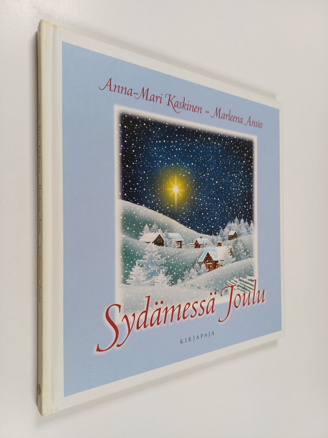 Anna-Mari Kaskinen : Sydämessä joulu