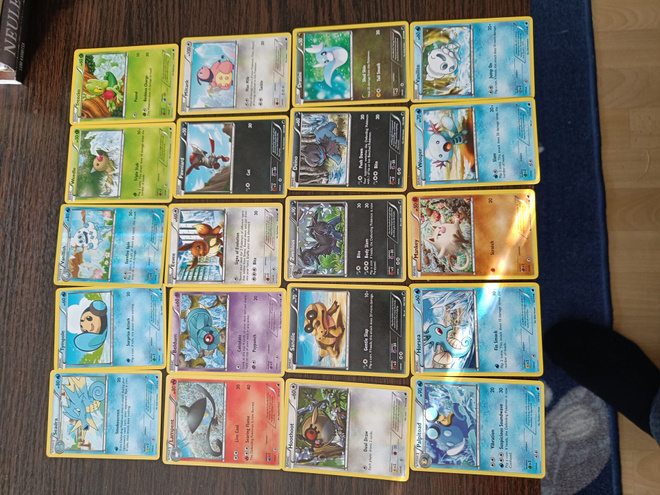 POKEMONIA 20 KPL SARJASTA 116