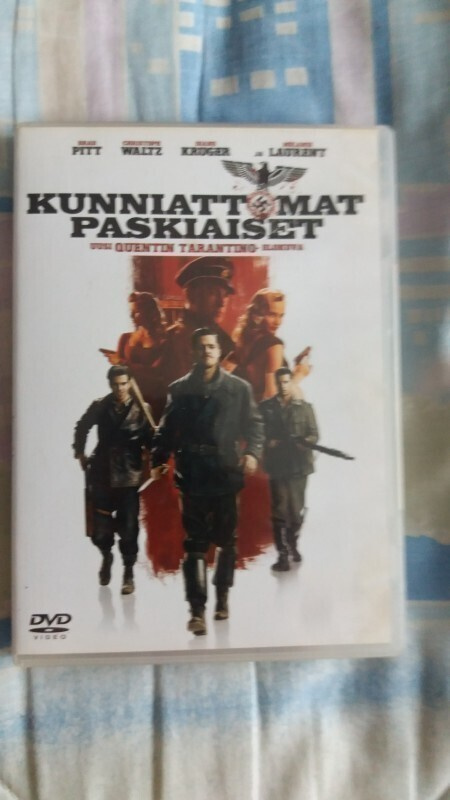 Kunniattomat paskiaiset, DVD, sis. pk