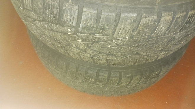 renkaat 2kpl 185/60R15 88T