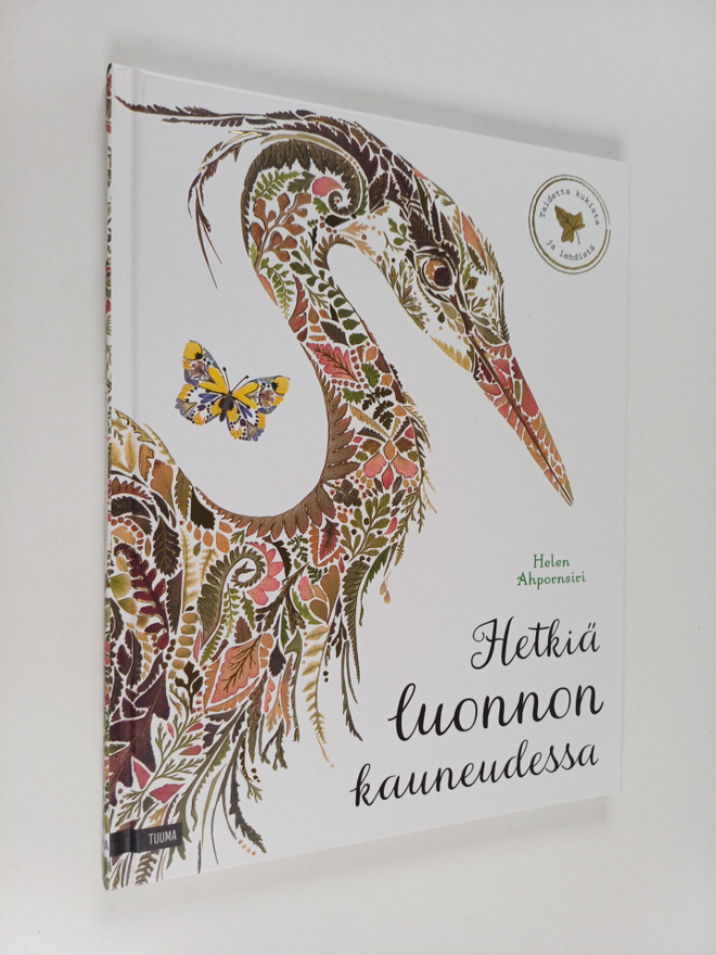 Helen Ahpornsiri : Hetkiä luonnon kauneudessa