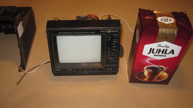 joku rikkinäinen MINI-TV.
