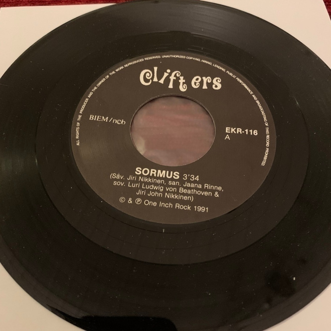 CLIFTERS: Sormus * Sänky *FIN 1991