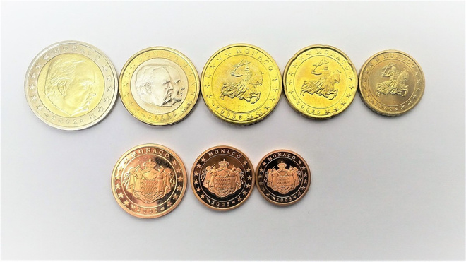 Monaco 1c- 2€ seka-sarja vuodelta 2002 ja 2005