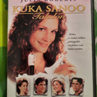 Kuka sanoo tahdon Egmont  (Julia Roberts) - pikkukuva 1