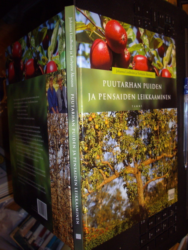 PUUTARHAN PUIDEN JA PENSAIDEN LEIKKAAMINEN *Sis.pk:t