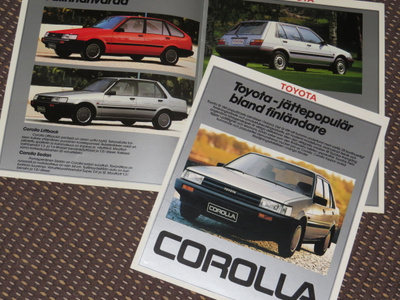 1985 Toyota Corolla esite - KUIN UUSI - Korpivaara