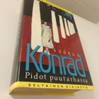 György Konrad: Pidot puutarhassa - pikkukuva 1