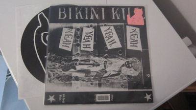 Bikini Kill / Huggy Bear LP UK 1993 Yeah Yeah Yeah Yeah / Ou