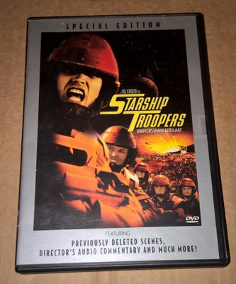 STARSHIP TROOPERS UNIVERSUMIN SOTILAAT DVD