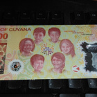 Guyana 2000 Dollars Comm.P42 UNC polymer - pikkukuva 2