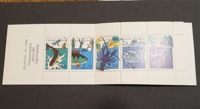 //  vihko  15 Kalastus    postituore, kannet mukana