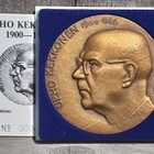 Urho Kekkonen. Numeroitu. Todistuksella. Rasiassa. - pikkukuva 1