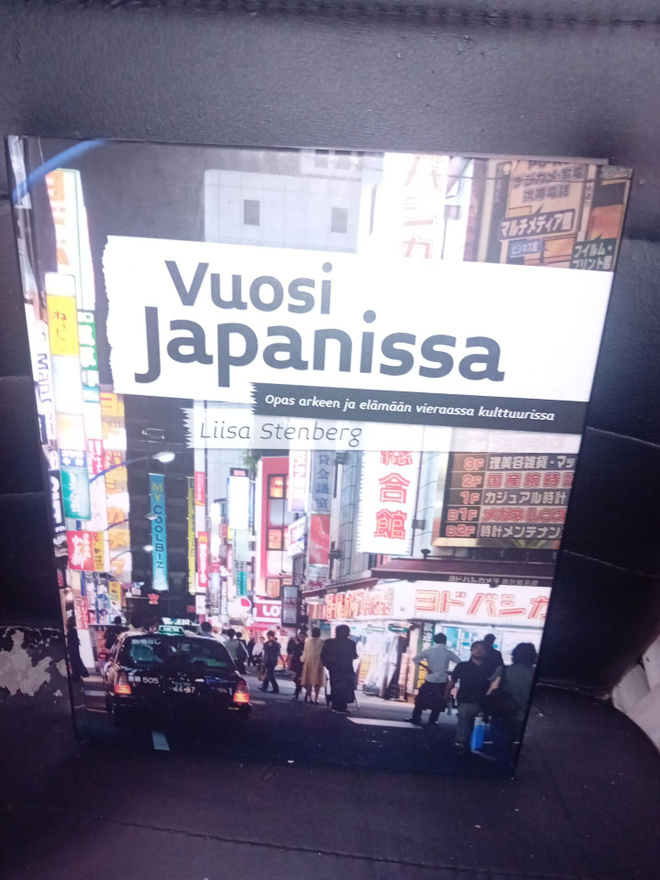 Stenberg : Vuosi Japanissa ( SIS POSTIKULU )