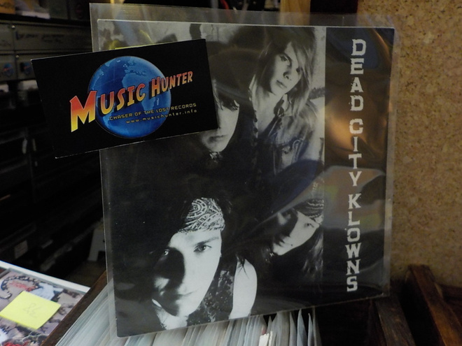 DEAD CITY KLOWNS - WORLD GONE MAD M-/M- 7" +