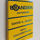 Erich Joachimsthaler ym. : Brandien johtaminen - pikkukuva 1
