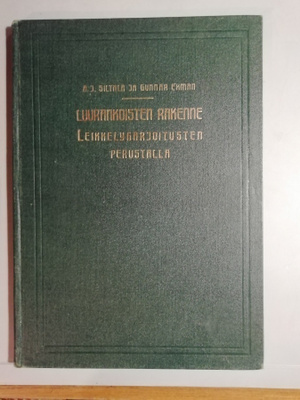 Luurankoisten rakenne leikkelyharjoitusten perustalla : 1.