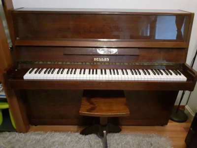 Hellas Piano