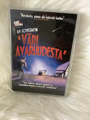 VÄRI AVARUUDESTA