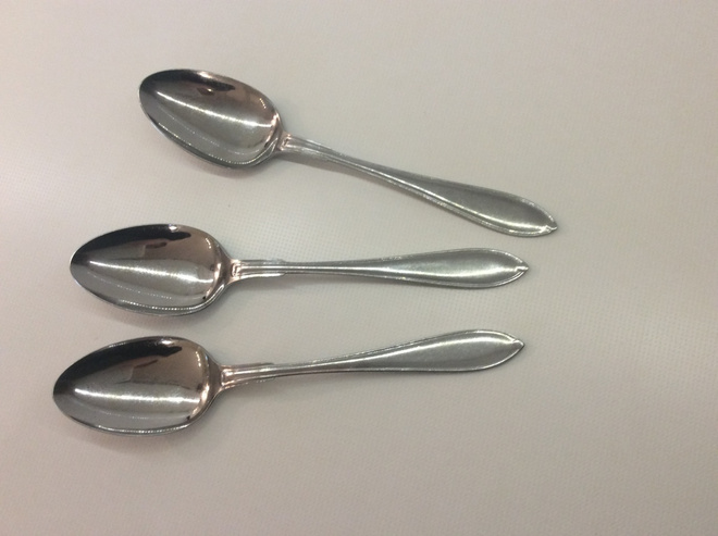 3 vintage ruokalusikkaa
