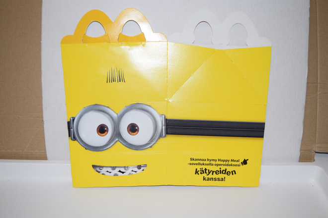 Mcdonald's happy meal laatikko minions