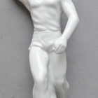 FIGUURI OLYMPIA Tulisoihdun kantaja Posliinia 25cm - pikkukuva 1