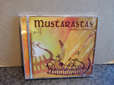 Mustarastas:Kiveen piirretty CD