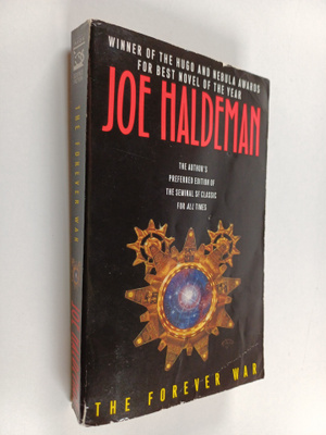 Joe Haldeman : The Forever War