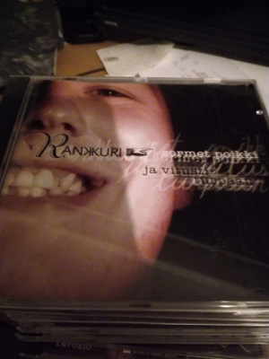 Rankkuri haavi auki & sormet poikki ja vitusti turpaan cd:t