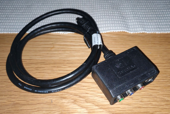 NVIDIA VIVO kaapeli 5522A001-001