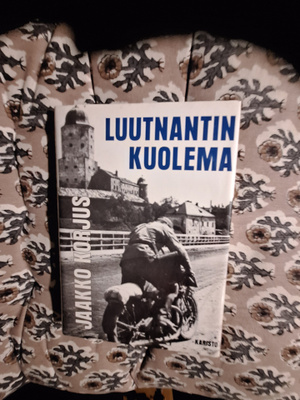 Jaakko Korjus : Luutnantin kuolema 1p