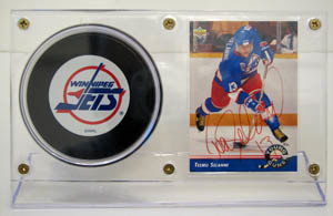 Teemu Selanne RC #13 Winnibeg Jets, Puck & Card Holder AUTO