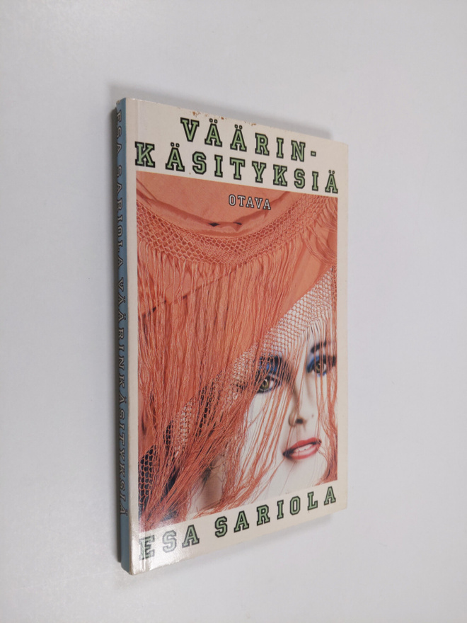 Esa Sariola : Väärinkäsityksiä : novelleja