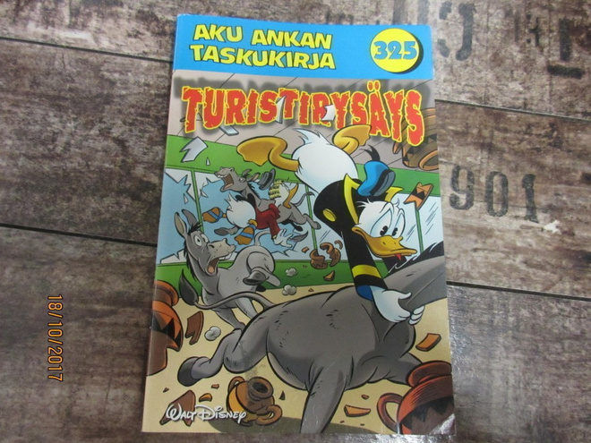 Aku Ankan taskukirja 325 - Turistirysäys (1.Painos)