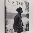 Herman Lindqvist : Victoria : drottning med tiden - pikkukuva 1