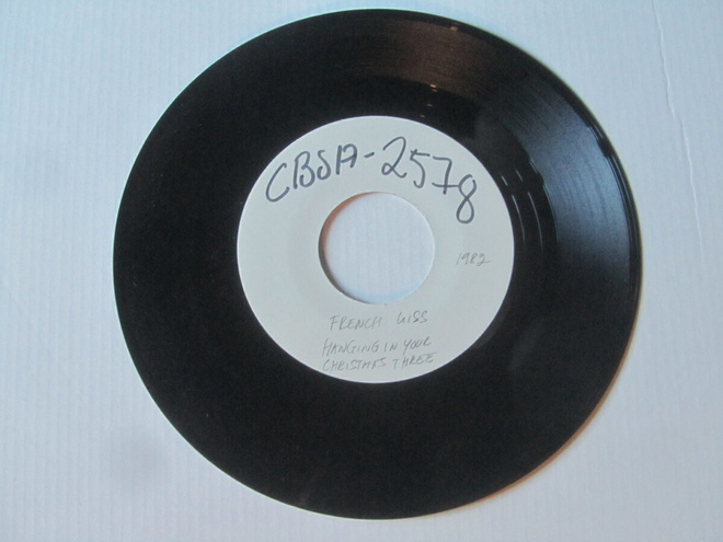 French Kiss:Hanging In Your Christmas Tree  7"single Koelevy
