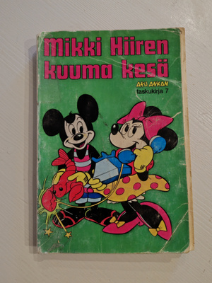 Aku Ankan Taskukirja 7: Mikki Hiiren kuuma kesä