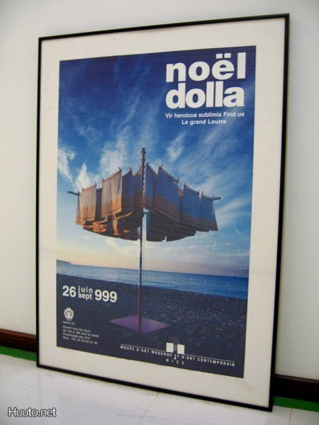 Noël Dolla -näyttelyjulistetaulu