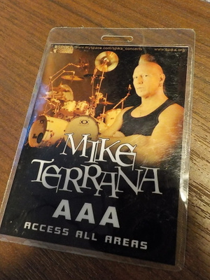 MIKE TERRANA BACKSTAGE PASSI .