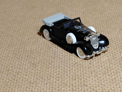 Horch 853A avoauto 1937 musta 1:87 Praline