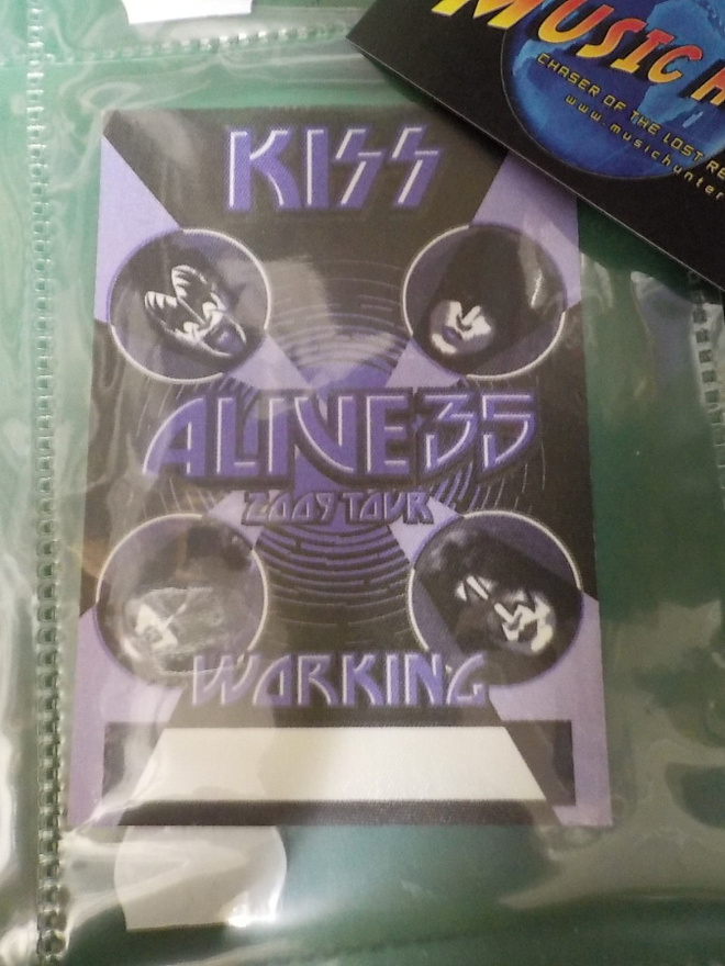 KISS - ALIVE 35 2009 TOUR, WORKING BACKSTAGE PASSI