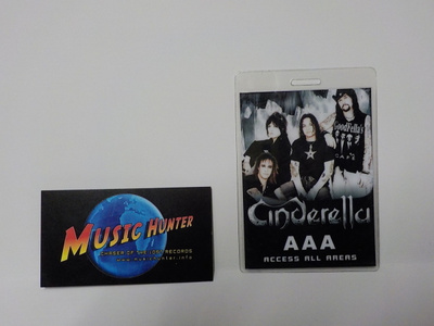 CINDERELLA 25TH ANNIVERSARY TOUR 2011 BACKSTAGE PASSI .